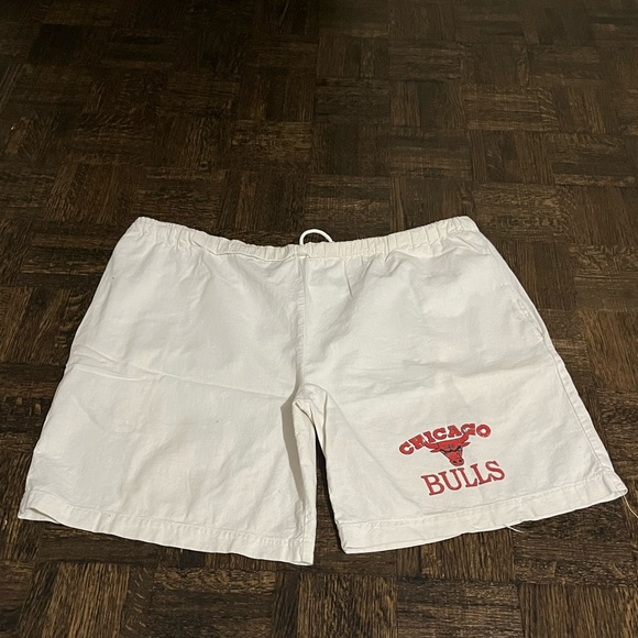 Chicago Bulls Shorts 90s Vintage - Picture 2 of 7